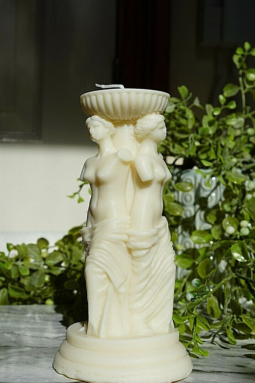 VENUS DE MILO